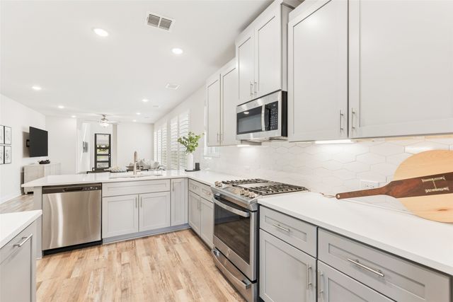 10659 Downy Cup Drive, Frisco, TX 75035