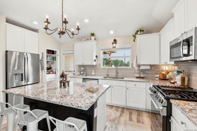 31597 Untrodden Way, Bulverde, TX 78163