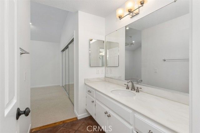 19431 Sunray Lane 205, Huntington Beach, CA 92648