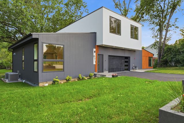 671 W Lake Cook Road, Palatine, IL 60074