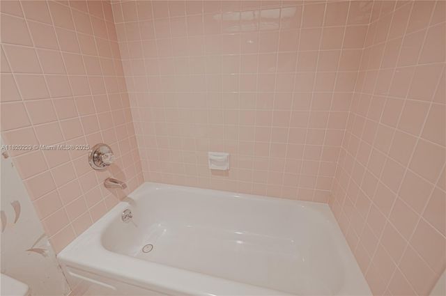 301 174th St 2317, Sunny Isles Beach, FL 33160