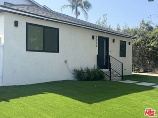 3123 Oakhurst Avenue, Los Angeles, CA 90034