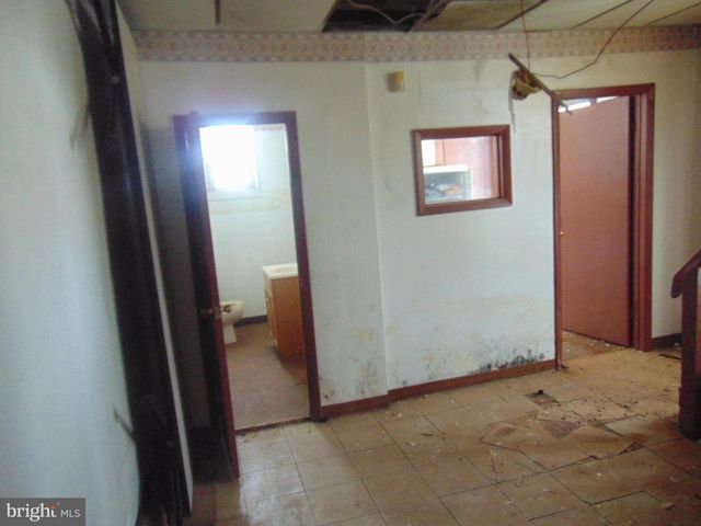 1909 7TH S, Camden, NJ 08104