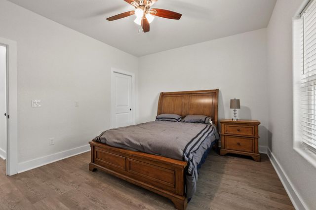 1834 S Park Avenue, Denison, TX 75020