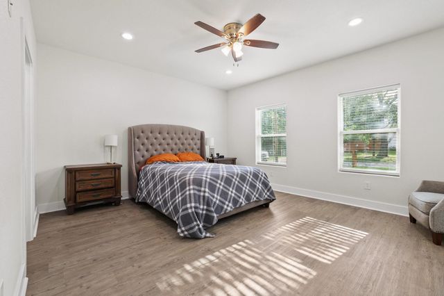1834 S Park Avenue, Denison, TX 75020