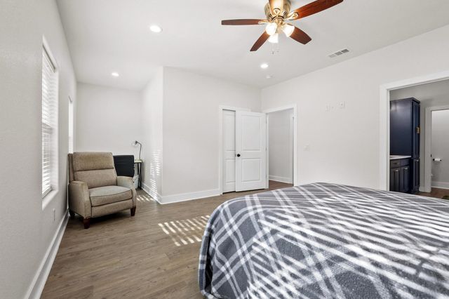 1834 S Park Avenue, Denison, TX 75020