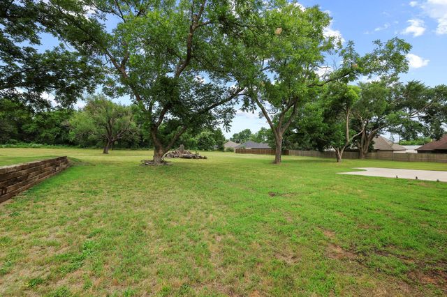 1834 S Park Avenue, Denison, TX 75020