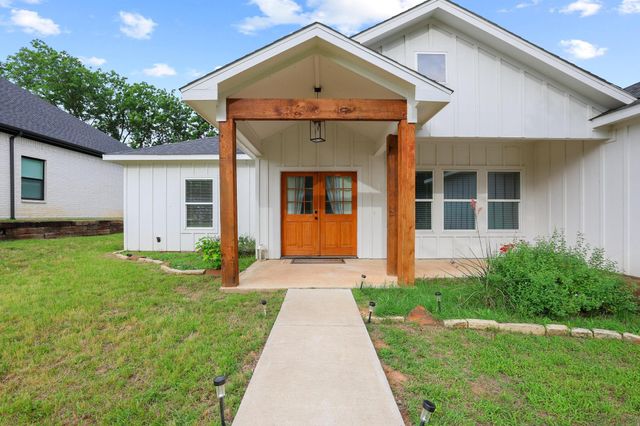 1834 S Park Avenue, Denison, TX 75020