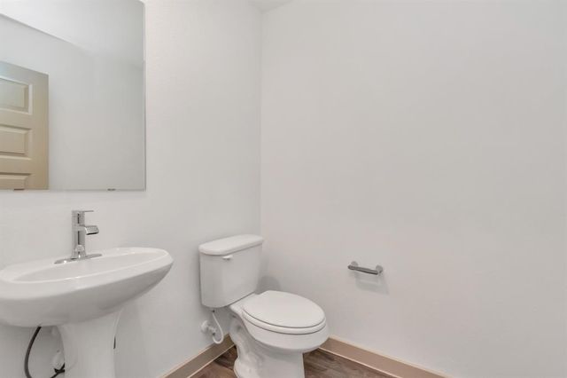 606 Thunder Cloud Drive, Baytown, TX 77523