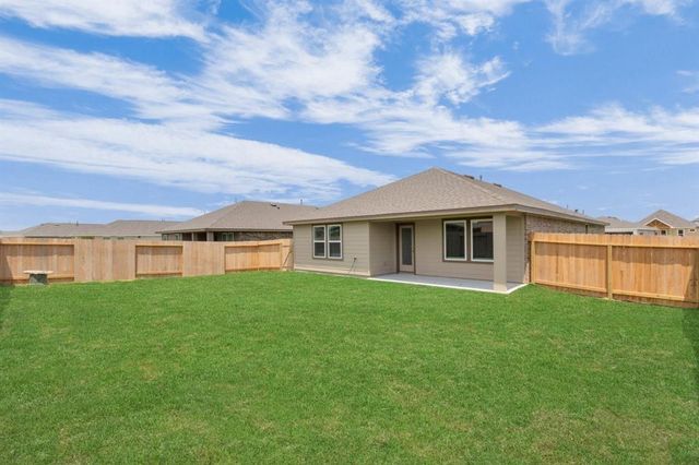 606 Thunder Cloud Drive, Baytown, TX 77523