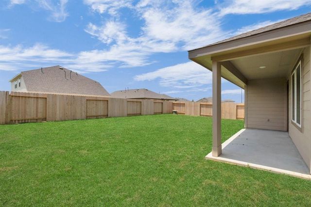 606 Thunder Cloud Drive, Baytown, TX 77523