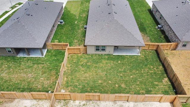 606 Thunder Cloud Drive, Baytown, TX 77523