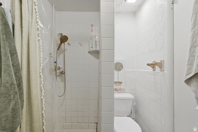 5470 S 2300 W, Roy, UT 84067