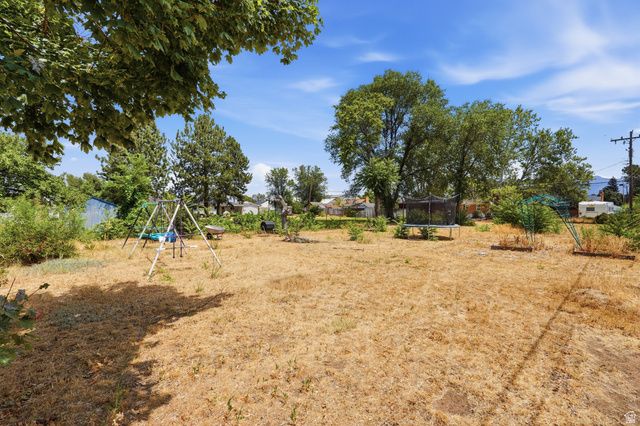 5470 S 2300 W, Roy, UT 84067