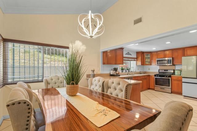 613 Point Vicente Ct, Chula Vista, CA 91911