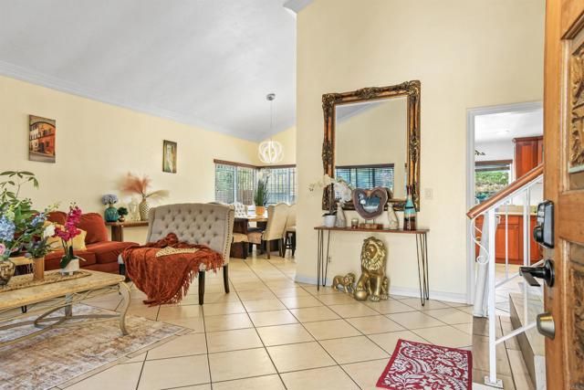 613 Point Vicente Ct, Chula Vista, CA 91911