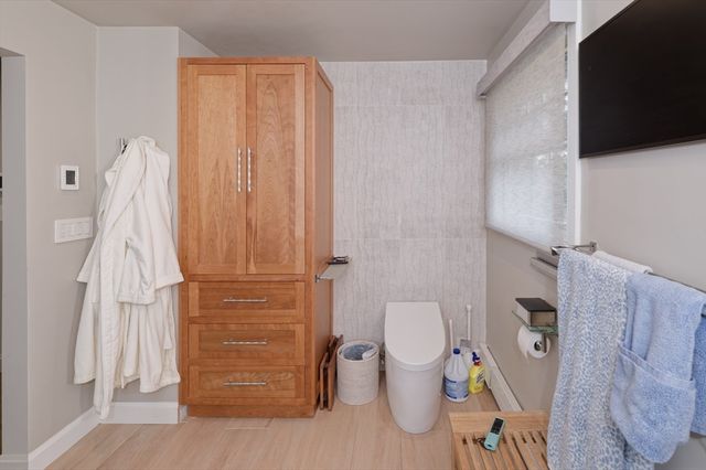 62 Ledgewood Rd, Framingham, MA 01701