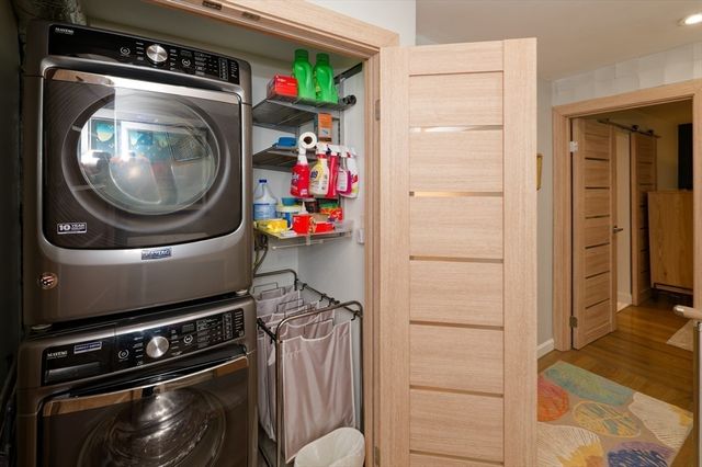 62 Ledgewood Rd, Framingham, MA 01701