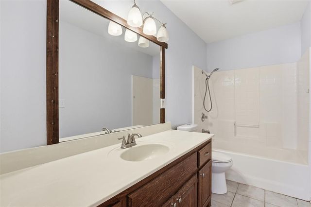 3380 Del Aire Place, Del City, OK 73115