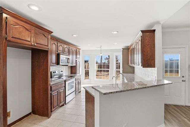 3380 Del Aire Place, Del City, OK 73115