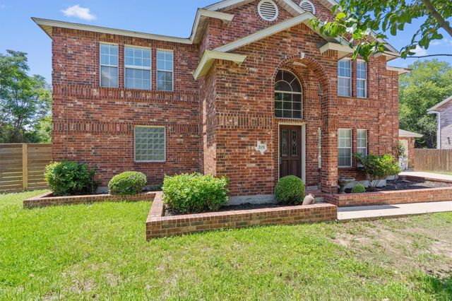 201 Covala DR, Cedar Park, TX 78613