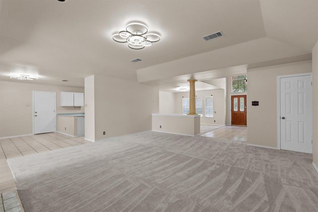 201 Covala DR, Cedar Park, TX 78613