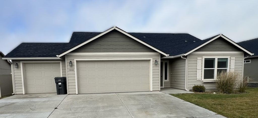 3260 Harvest Bluff Dr, Cheney, WA 99004
