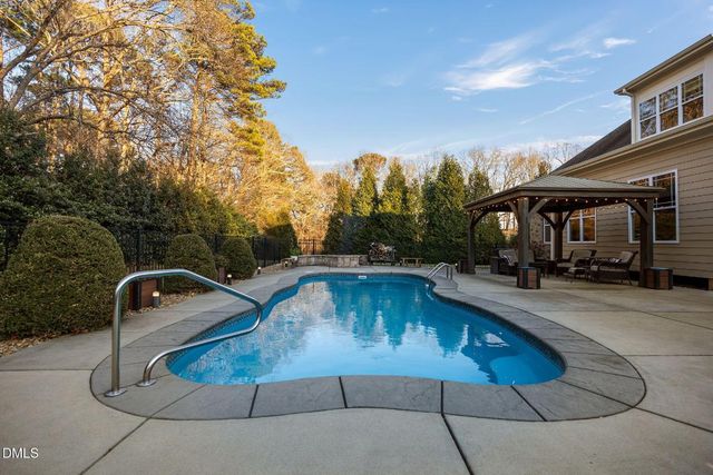 5700 Accipiter Court, Fuquay Varina, NC 27526