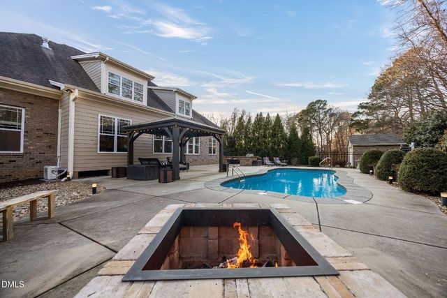 5700 Accipiter Court, Fuquay Varina, NC 27526