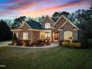 5700 Accipiter Court, Fuquay Varina, NC 27526