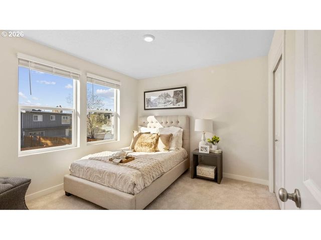 9396 Se 162nd Ave, Happy Valley, OR 97086