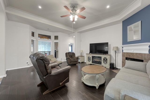 3322 Hemingway Drive, Montgomery, TX 77356