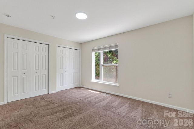 639 Raphael Place, Charlotte, NC 28205