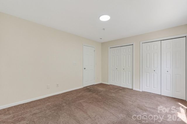 639 Raphael Place, Charlotte, NC 28205