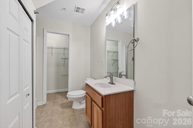 639 Raphael Place, Charlotte, NC 28205