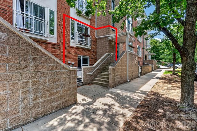 639 Raphael Place, Charlotte, NC 28205
