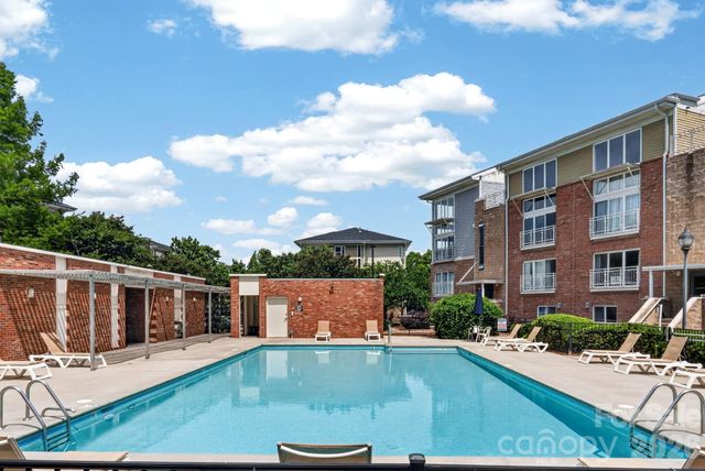 639 Raphael Place, Charlotte, NC 28205
