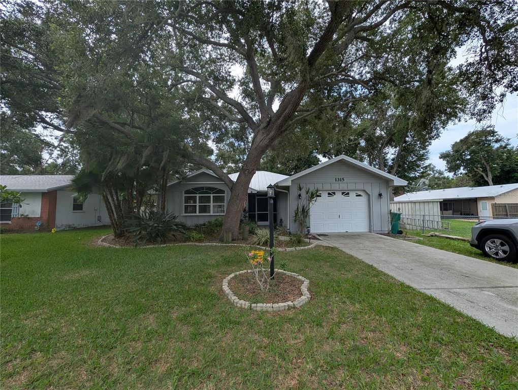 1315 8TH STREET W, Palmetto, FL 34221