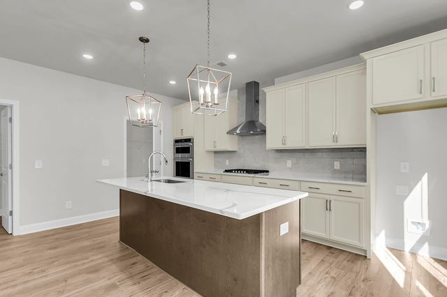 124 Cantona Drive, Summerville, SC 29483