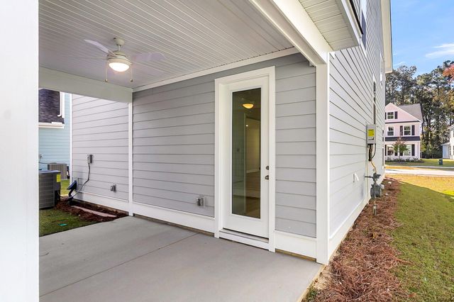 124 Cantona Drive, Summerville, SC 29483