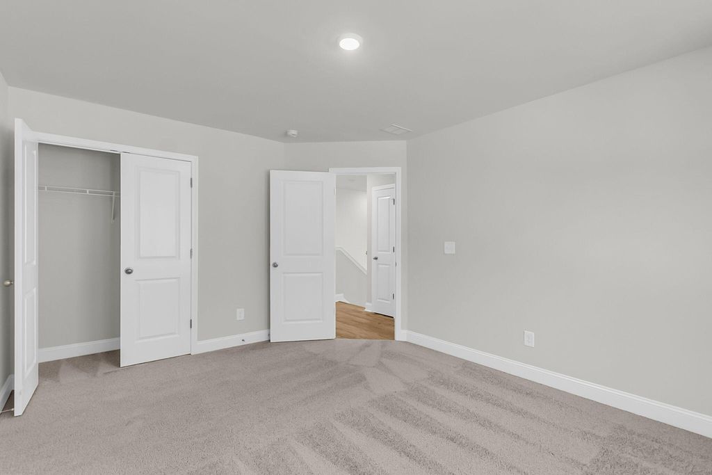 Image 28 of property listing at 124 Cantona Drive, Summerville, SC 29483