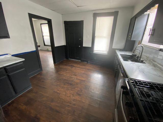 515 Walnut Avenue, Elgin, IL 60123
