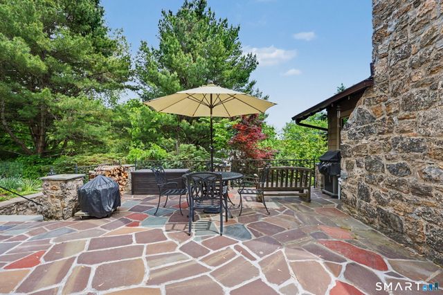 1-A Satterlee Road, New Fairfield, CT 06812