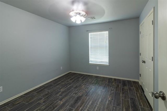 2755 S County Line Avenue, Blanchard, OK 73010
