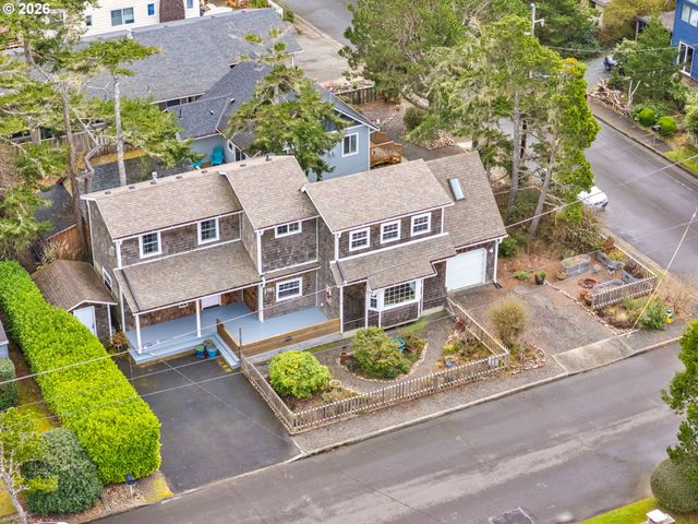 1761 S EDGEWOOD St, Seaside, OR 97138