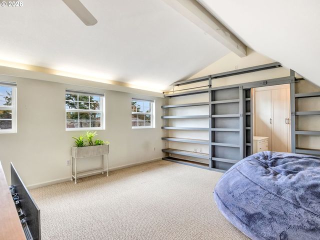 1761 S EDGEWOOD St, Seaside, OR 97138