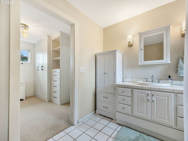 1761 S EDGEWOOD St, Seaside, OR 97138