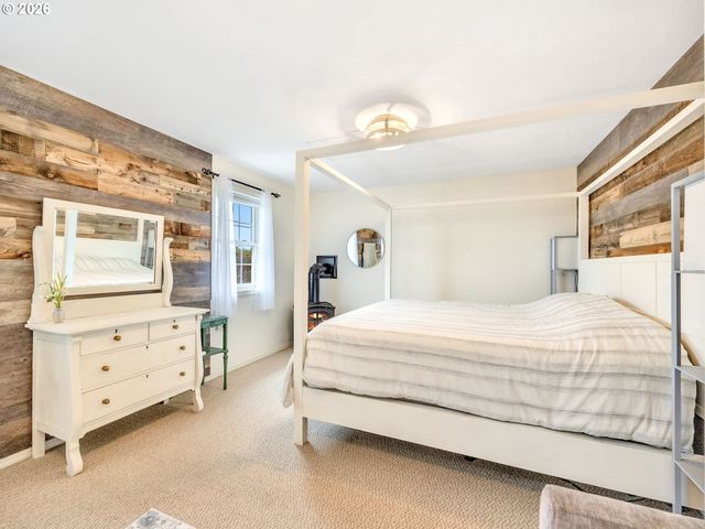 1761 S EDGEWOOD St, Seaside, OR 97138