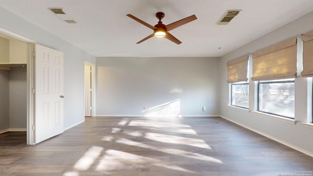 22011 KENTON KNL, San Antonio, TX 78258