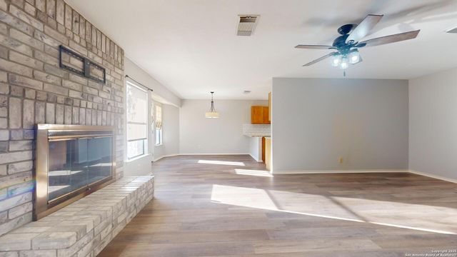 22011 KENTON KNL, San Antonio, TX 78258